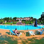 Lägenhetshotell Villaggio Dolomiti Sul Mare