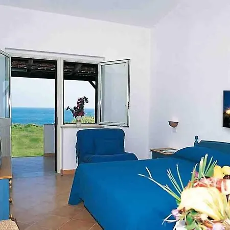 Villaggio Dolomiti Sul Mare 布里亚蒂科