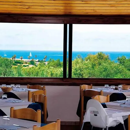 Villaggio Dolomiti Sul Mare Apartmanhotel Briatico