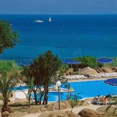 Villaggio Dolomiti Sul Mare 4* Briatico