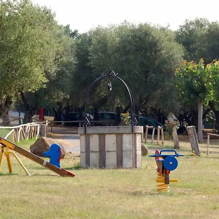 公寓式酒店 Villaggio Dolomiti Sul Mare 布里亚蒂科