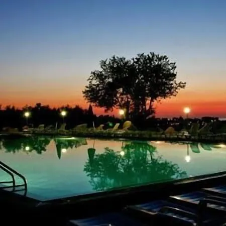 Villaggio Dolomiti Sul Mare Apartmanhotel Briatico