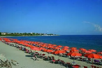 Ξενοδοχείο με διαμερίσματα Villaggio Dolomiti Sul Mare 4*