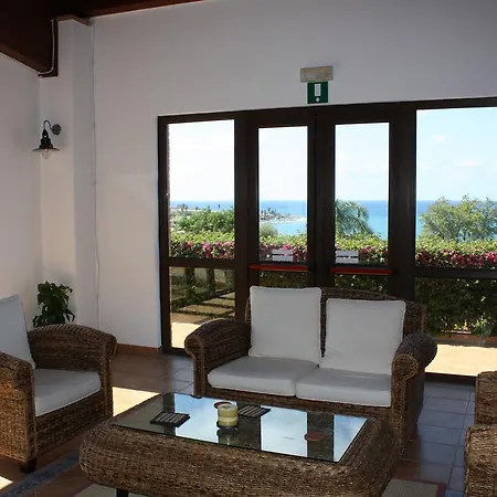 Villaggio Dolomiti Sul Mare 公寓式酒店 布里亚蒂科