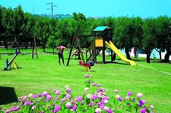 Villaggio Dolomiti Sul Mare Ξενοδοχείο με διαμερίσματα