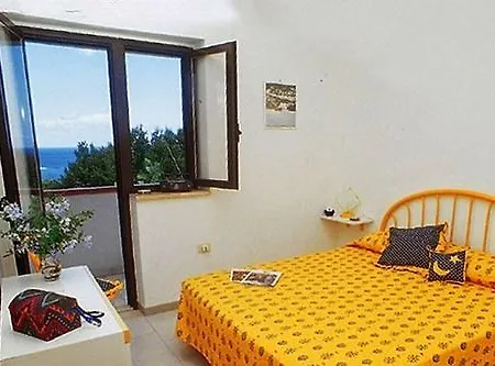 Villaggio Dolomiti Sul Mare Ξενοδοχείο με διαμερίσματα Briatico