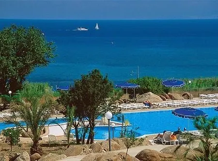 Villaggio Dolomiti Sul Mare Ξενοδοχείο με διαμερίσματα 4*