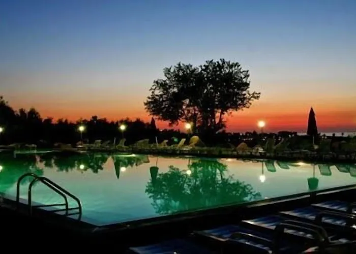 Villaggio Dolomiti Sul Mare מלון דירות בריאטיקו