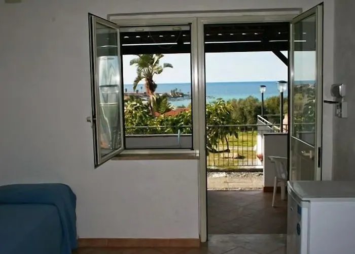 מלון דירות Villaggio Dolomiti Sul Mare 4*