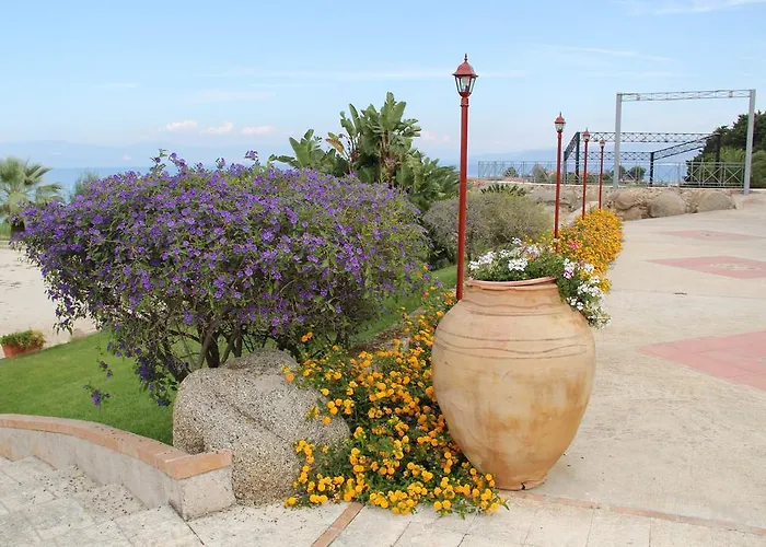 Villaggio Dolomiti Sul Mare מלון דירות בריאטיקו